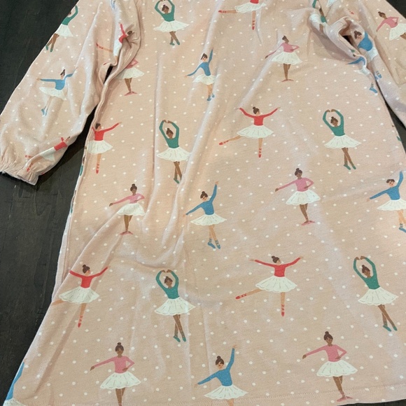 Mini Boden Printed Ballerina Nightgown 4-5Y - Picture 7 of 9